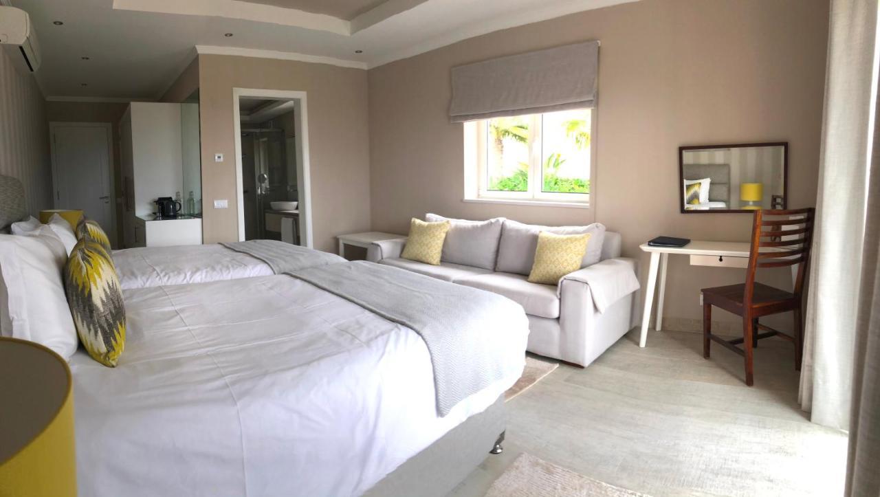 Mar De Luz Bed & Breakfast Loule Bagian luar foto